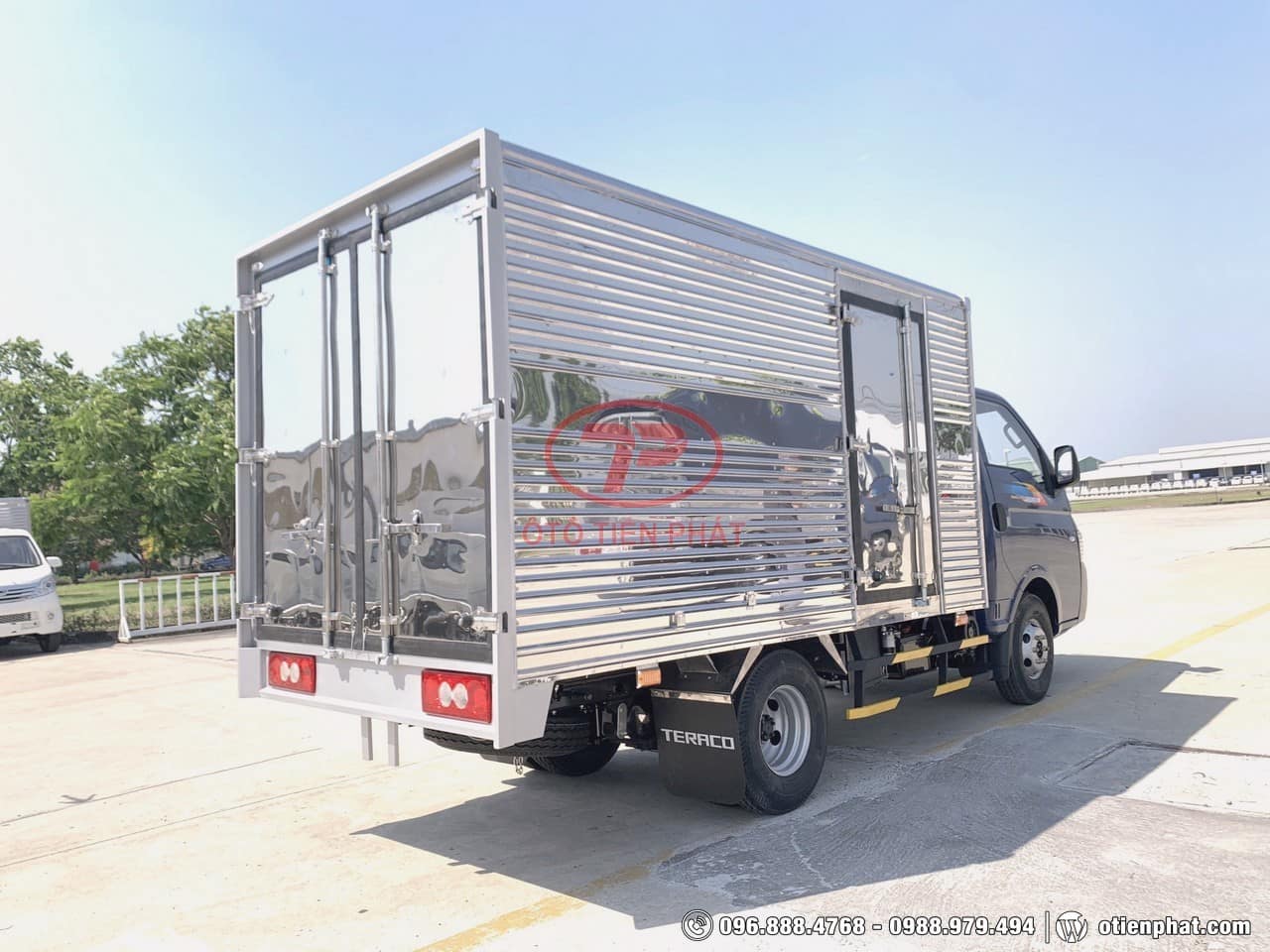 thùng xe tải Teraco 180